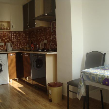 Apartments Azatutyan Avenue 9, Кв 19 Erévan Extérieur photo
