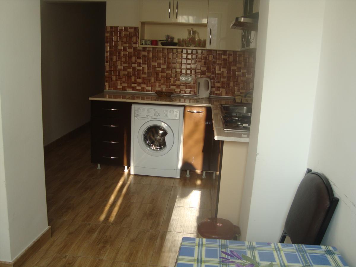 Apartments Azatutyan Avenue 9, Кв 19 Erévan Extérieur photo